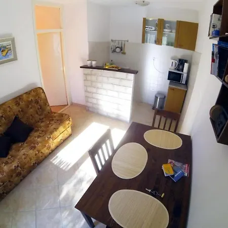 Lara - One Bedroom With Terrace Διαμέρισμα Ντουμπρόβνικ